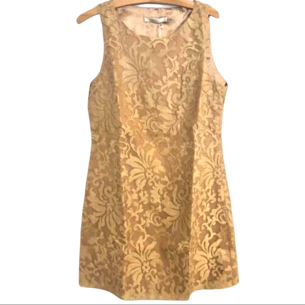 Lucy Paris, lined, Gold Brocade sheath dress, size M, sleeveless, NWT